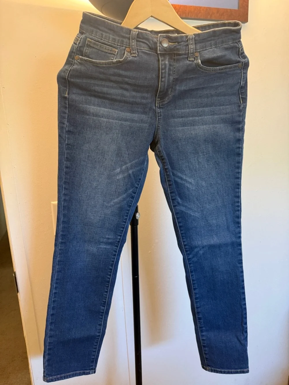 Boston Proper Blue Denim Jeans With Slight Distressing - Picture 5 of 6